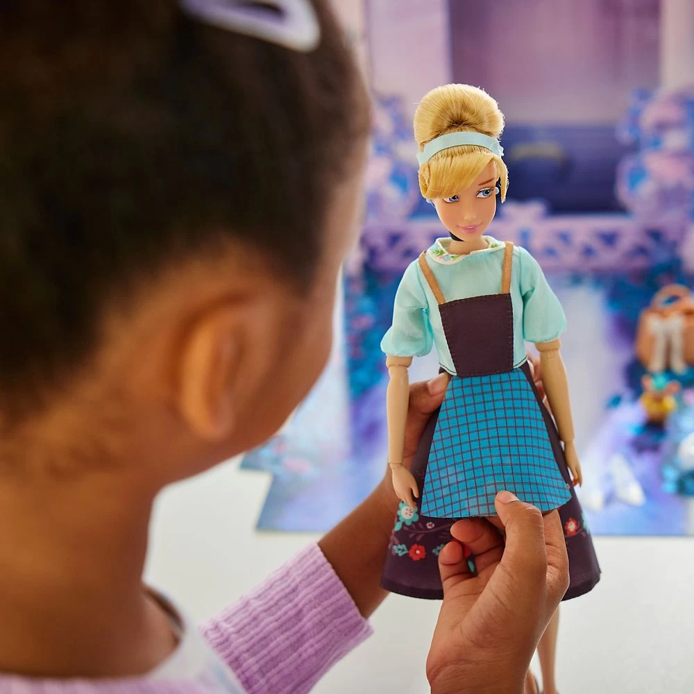 Cinderella Disney Story Doll – 11 1/2'' 7 Cinderella Disney Story Doll – 11 1/2'' - Image 7