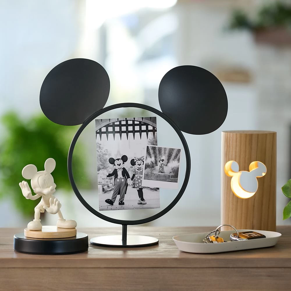 Disney Mickey Mouse Icon Photo Frame – Mickey Mouse Home Collection 2 Disney Mickey Mouse Icon Photo Frame – Mickey Mouse Home Collection - Image 2